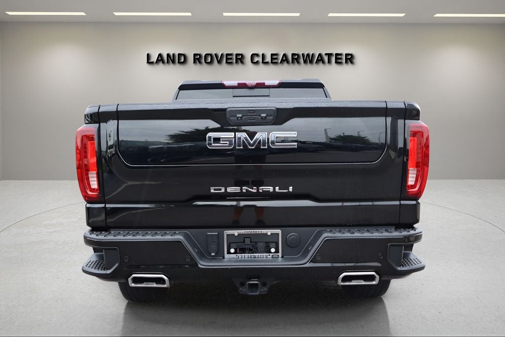 2022 GMC Sierra 1500 — interior view