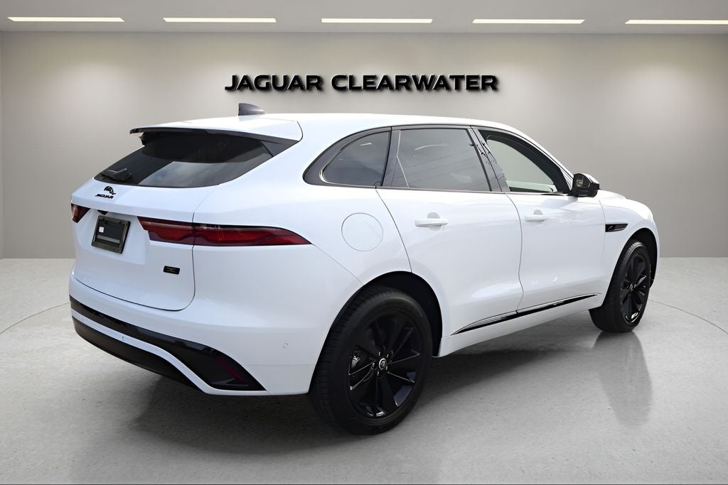 2026 Jaguar F-PACE — detail view