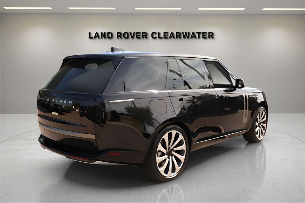 2026 Land Rover Range Rover — detail view