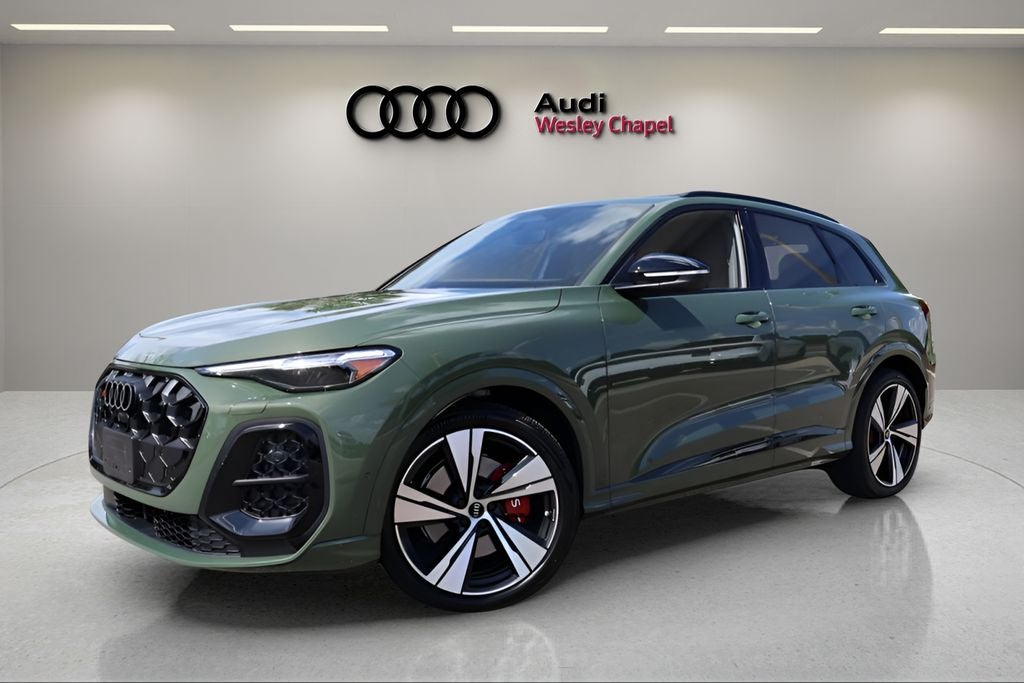 2026 Audi SQ5 Premium Plus quattro in District Green Metallic — front three-quarter view