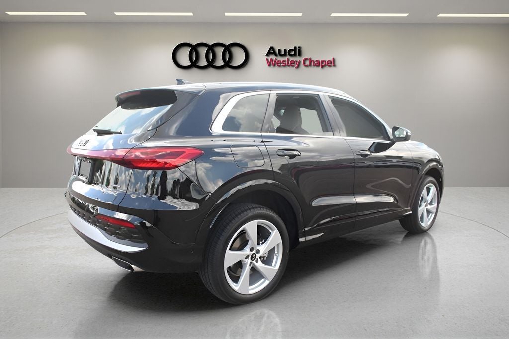 2025 Audi Q5 — detail view