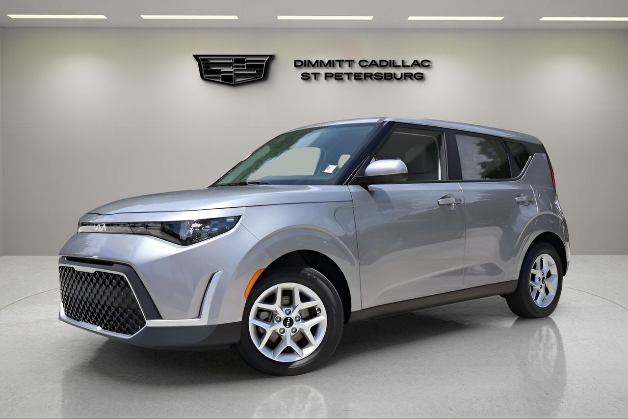 2025 Kia Soul LX in Steel Gray — front three-quarter view