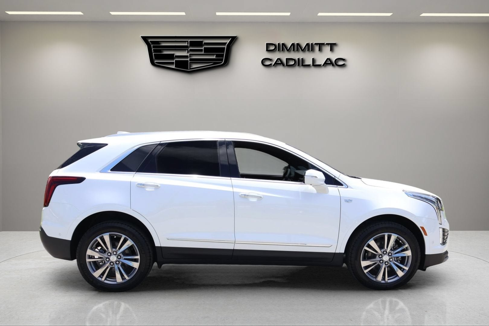 2026 Cadillac XT5 — interior view