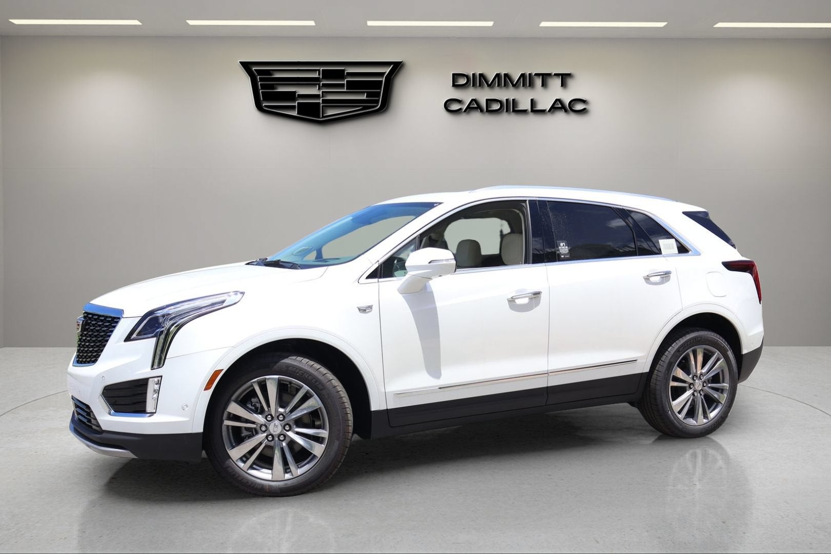 2026 Cadillac XT5 Premium Luxury in Crystal White Tricoat — front three-quarter view