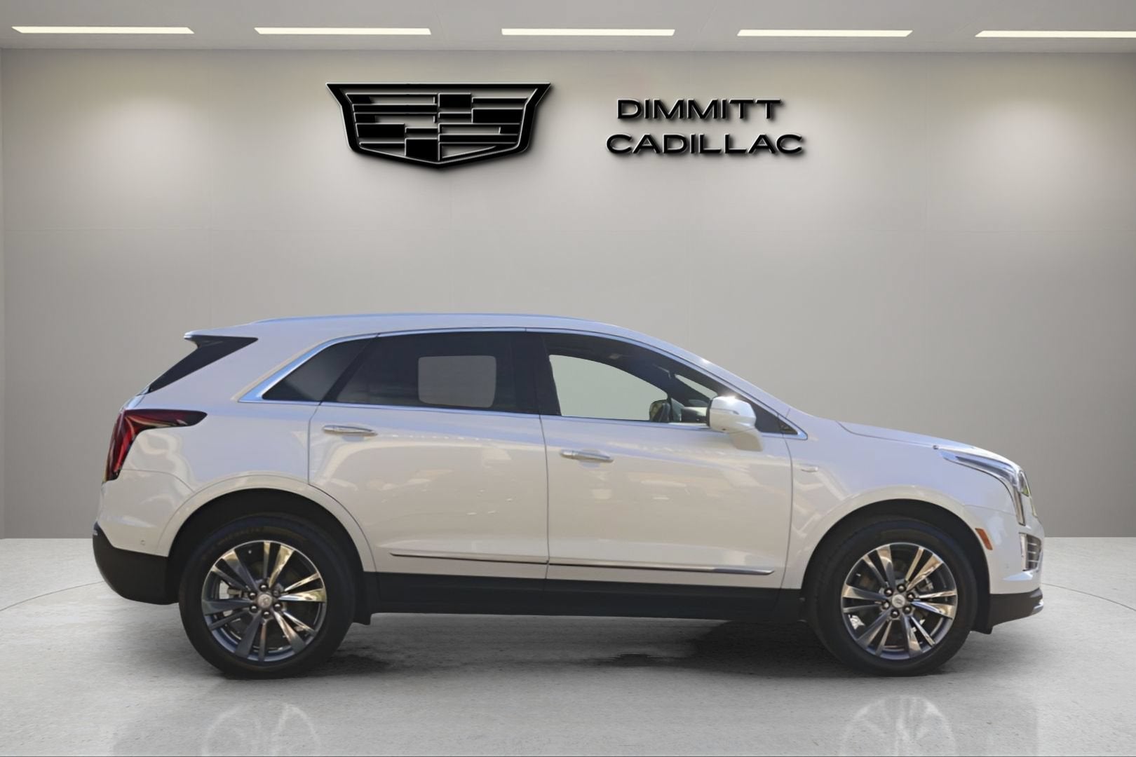 2026 Cadillac XT5 — interior view