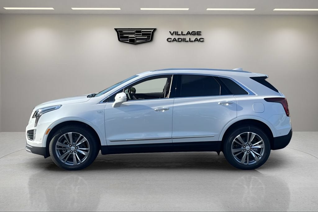2026 Cadillac XT5 — side profile view