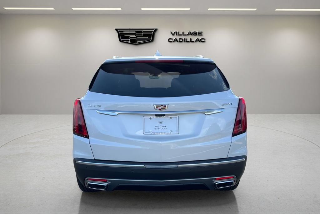 2026 Cadillac XT5 — interior view