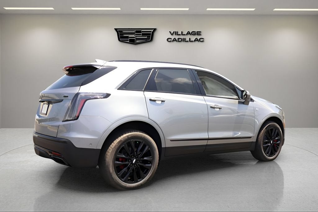 2026 Cadillac XT5 — detail view